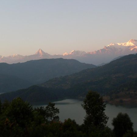 Bed and Breakfast Dinesh House Pokhara Exterior foto