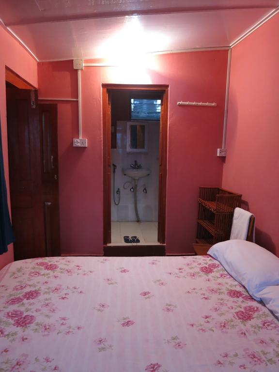 Bed and Breakfast Dinesh House Pokhara Zimmer foto