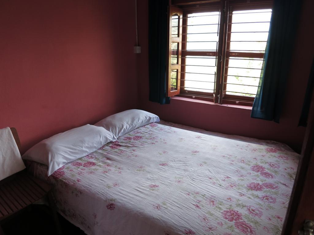 Bed and Breakfast Dinesh House Pokhara Zimmer foto