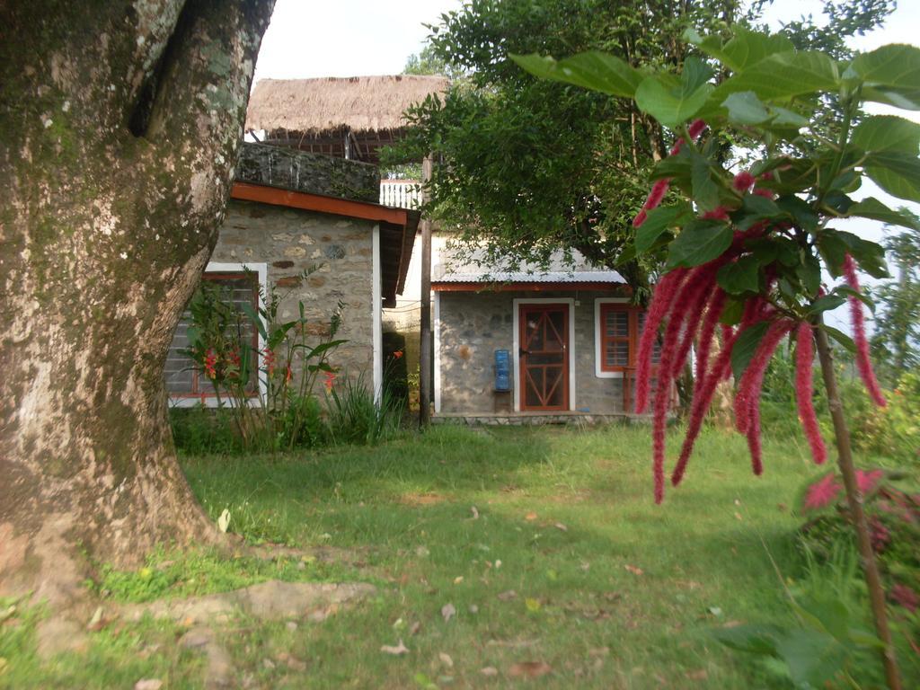 Bed and Breakfast Dinesh House Pokhara Exterior foto