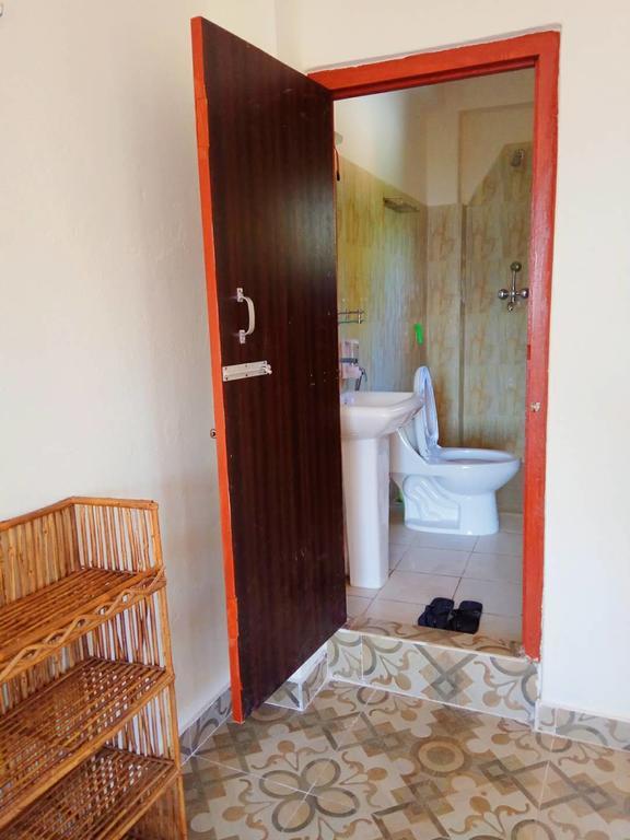 Bed and Breakfast Dinesh House Pokhara Exterior foto