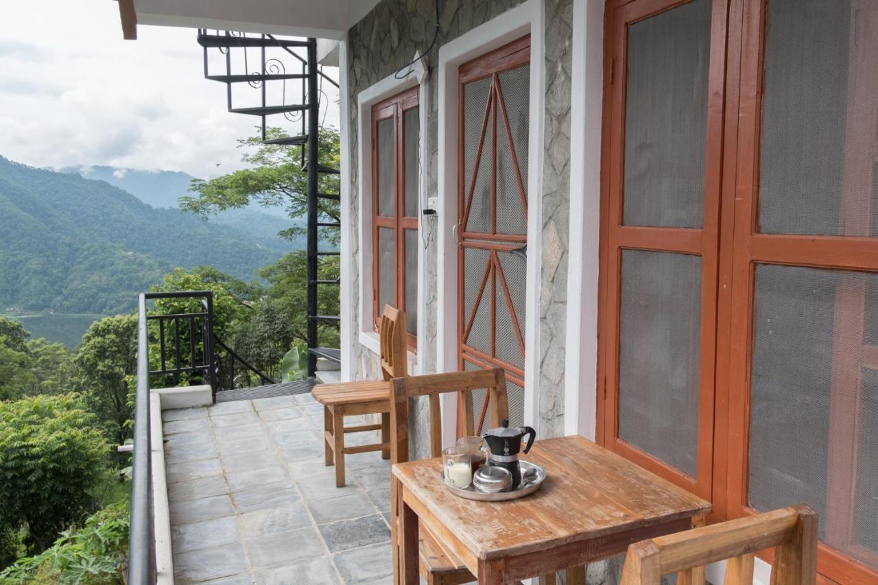 Bed and Breakfast Dinesh House Pokhara Exterior foto