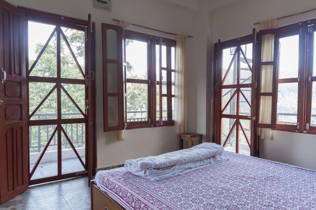 Bed and Breakfast Dinesh House Pokhara Exterior foto